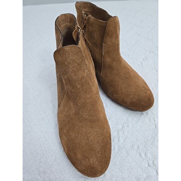 Nicole Miller Camel Tan Brown Suede Booties US 7M Boho Hippie - Picture 1 of 11